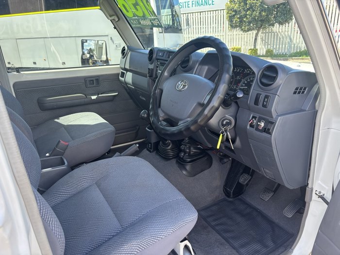 2011 Toyota Landcruiser GXL