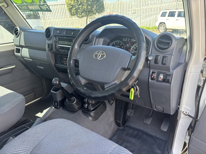 2011 Toyota Landcruiser GXL