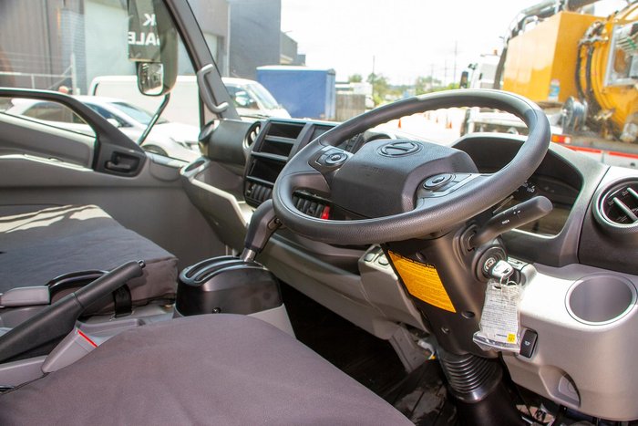 2025 Hino 300 Series 616 White