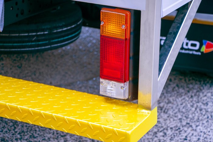 2025 Hino 300 Series 616 White