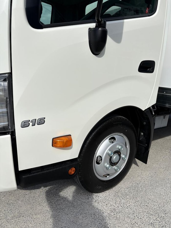 2025 Hino 300 Series