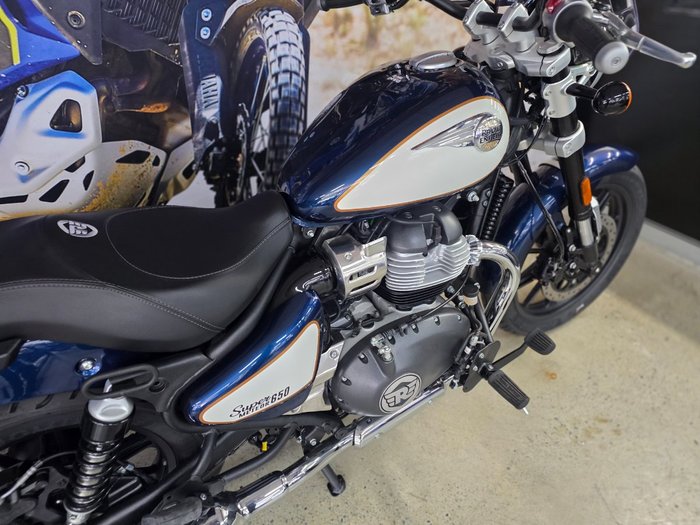 2025 ROYAL ENFIELD (SEE ALSO ENFIEL SUPER METEOR 650 BLUE/WHITE
