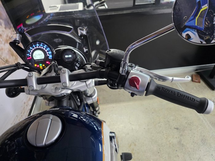 2025 ROYAL ENFIELD (SEE ALSO ENFIEL SUPER METEOR 650 BLUE/WHITE