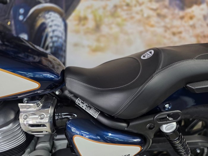 2025 ROYAL ENFIELD (SEE ALSO ENFIEL SUPER METEOR 650 BLUE/WHITE