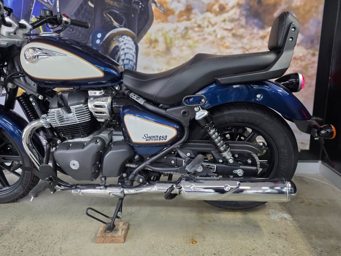 2025 ROYAL ENFIELD (SEE ALSO ENFIEL SUPER METEOR 650 BLUE/WHITE