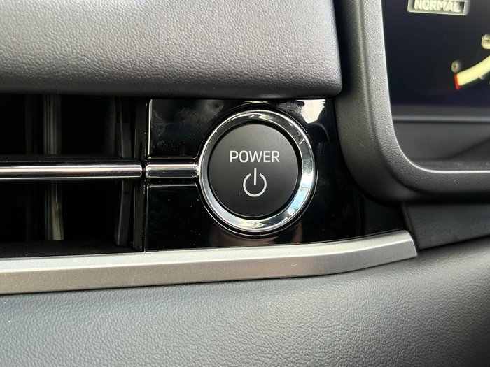 2026 Mitsubishi Outlander PHEV Exceed