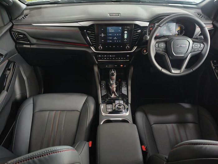 2026 Isuzu MU-X X-TERRAIN