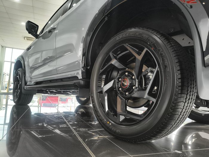 2026 Isuzu MU-X X-TERRAIN