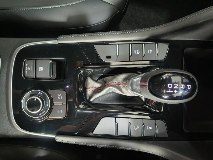 2026 Isuzu MU-X X-TERRAIN