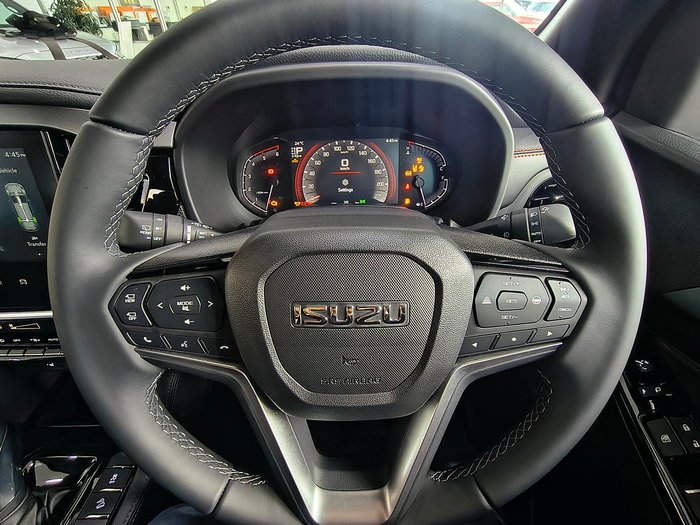 2026 Isuzu MU-X X-TERRAIN