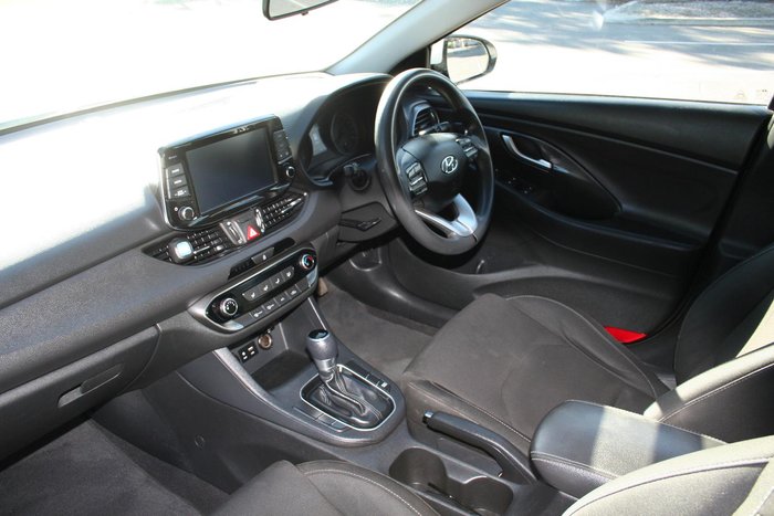 2017 Hyundai i30 Active PD MY18 Polar White