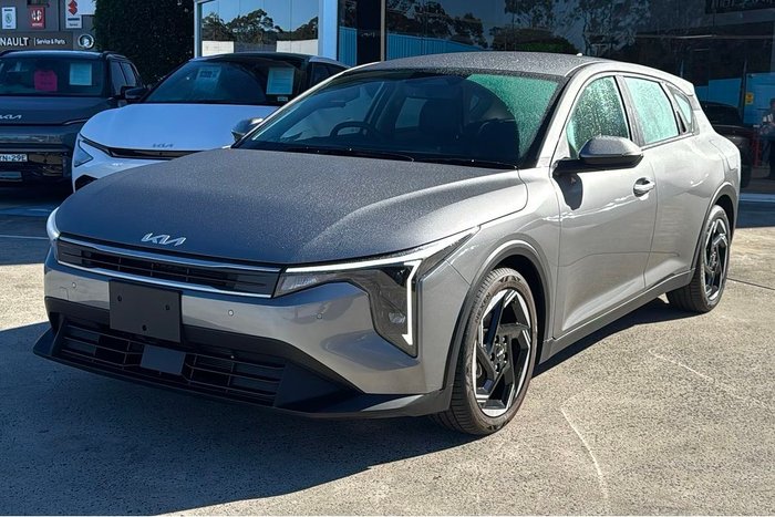 2025 Kia K4 Sport