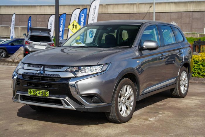 2021 Mitsubishi Outlander ES