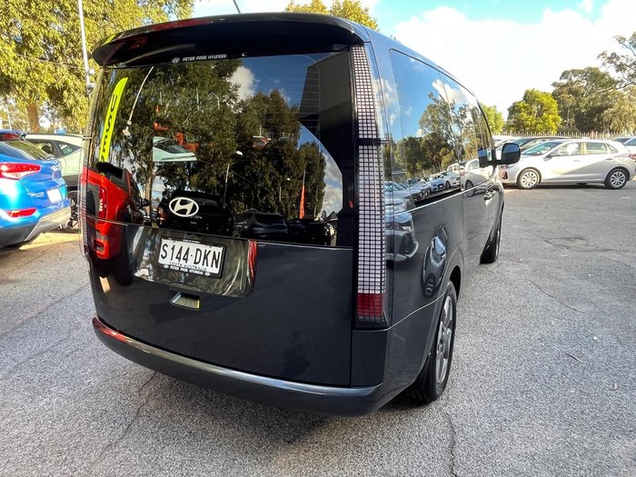 2024 Hyundai STARIA Elite