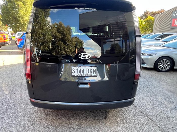 2024 Hyundai STARIA Elite