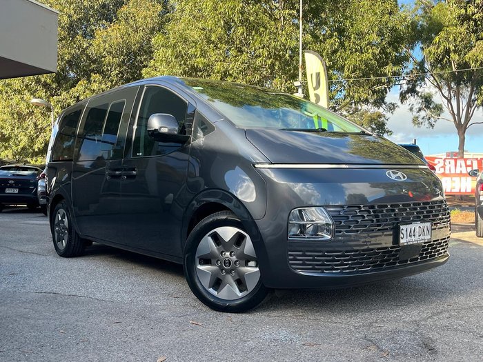 2024 Hyundai STARIA