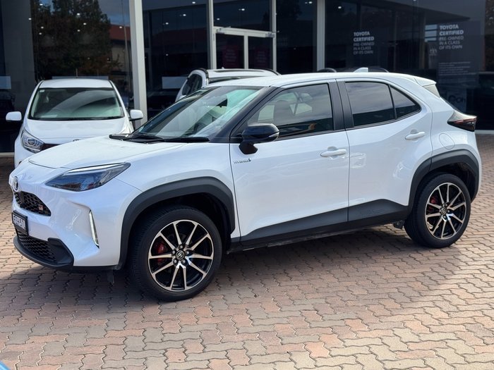 2022 Toyota Yaris Cross GR Sport Hybrid
