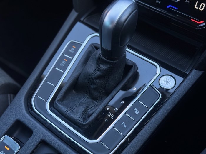 2022 Volkswagen Passat 140TSI Business