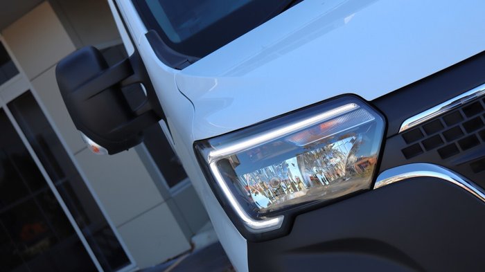 2024 Renault Master Pro 110kW