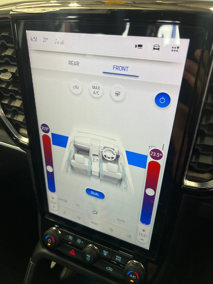 2023 Ford Everest Platinum