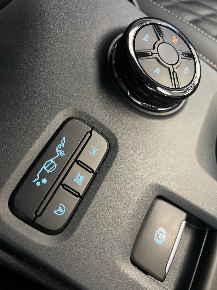 2023 Ford Everest Platinum