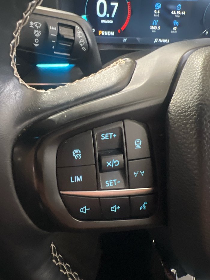 2023 Ford Everest Platinum