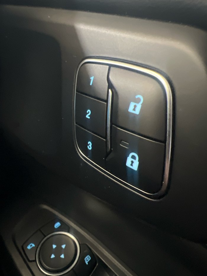 2023 Ford Everest Platinum