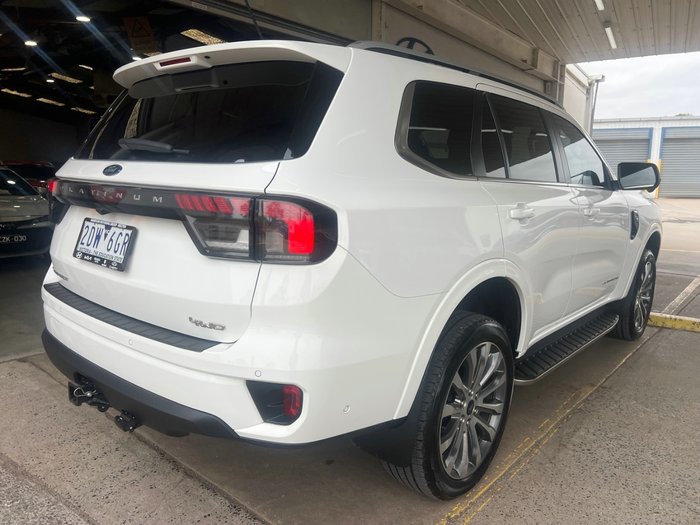 2023 Ford Everest Platinum