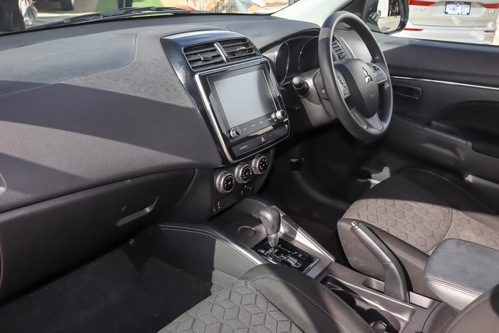 2023 Mitsubishi ASX ES