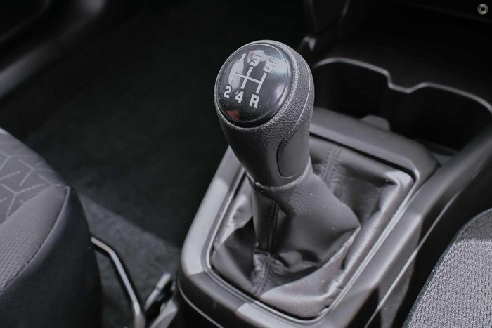 2026 Suzuki Swift Hybrid UZ Premium Silver