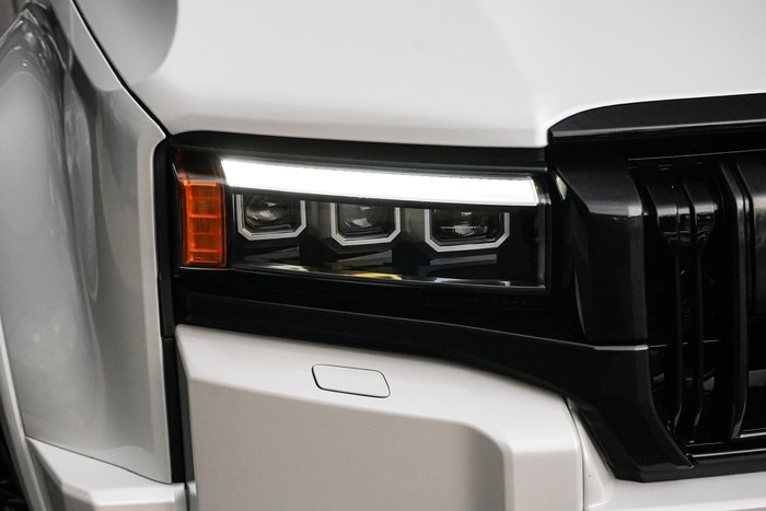 2025 Toyota Landcruiser Prado VX