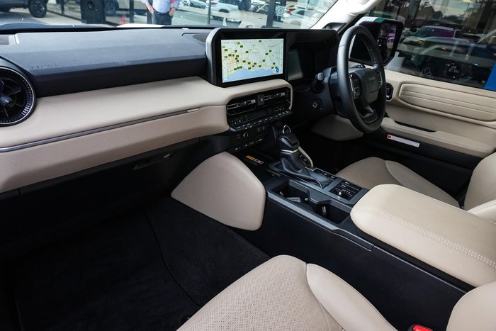2025 Toyota Landcruiser Prado VX