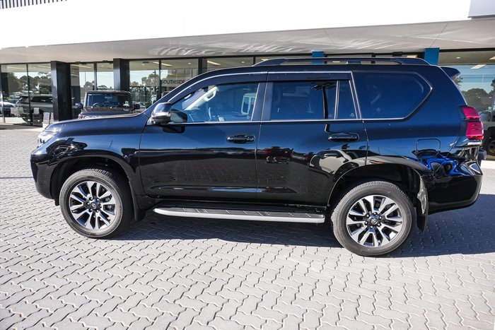 2023 Toyota Landcruiser Prado VX