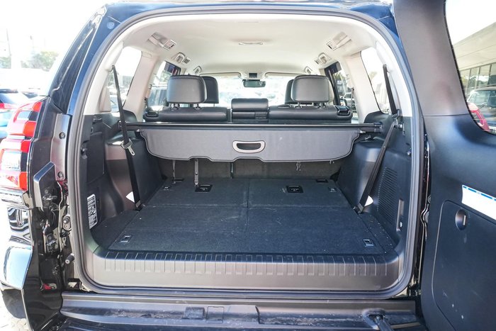 2023 Toyota Landcruiser Prado VX