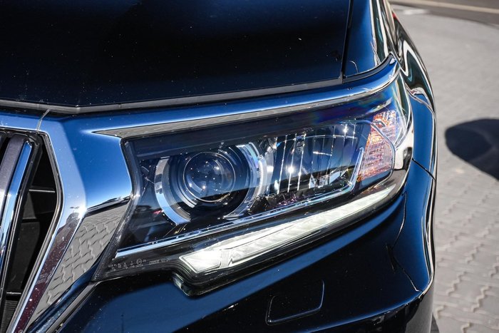 2023 Toyota Landcruiser Prado VX