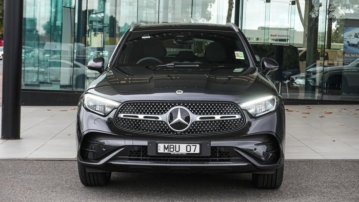 2025 Mercedes-Benz GLC-Class