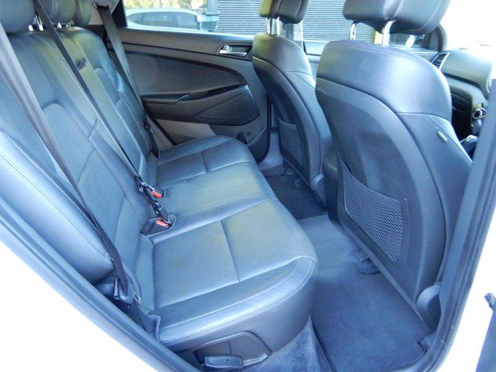 2016 Hyundai Tucson Active X TL Pure White