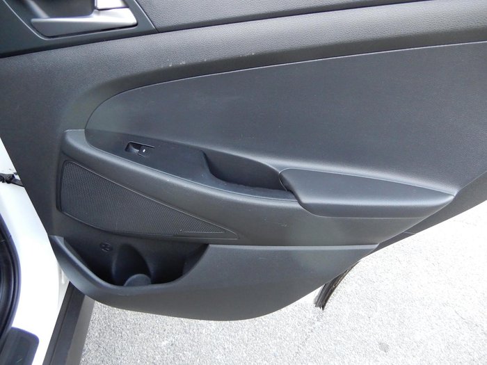 2016 Hyundai Tucson Active X TL Pure White