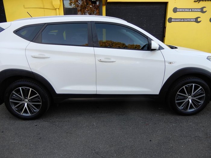2016 Hyundai Tucson Active X TL Pure White