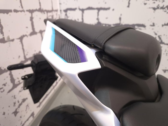 2025 Yamaha YZF-R3 R3 White