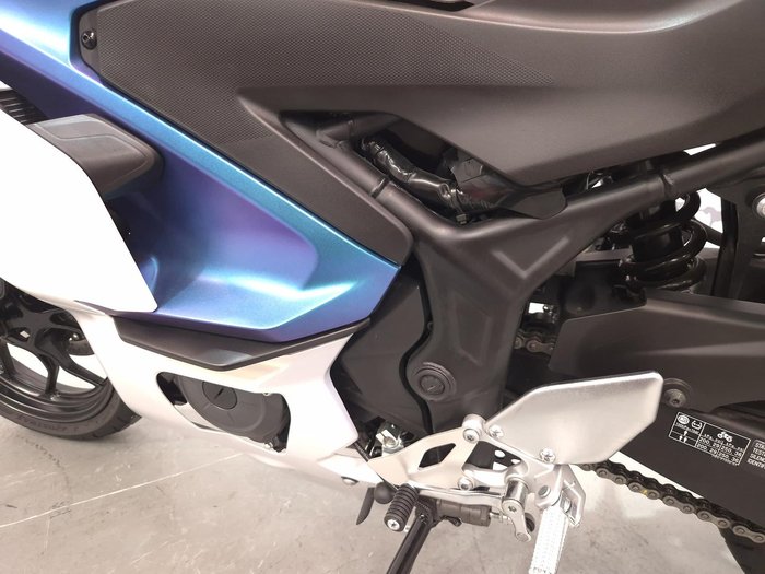 2025 Yamaha YZF-R3 R3 White