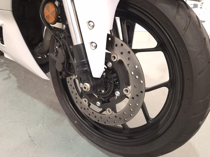 2025 Yamaha YZF-R3 R3 White