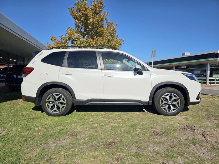 2025 Subaru Forester 2.5i-L S5 MY24 AWD Crystal White
