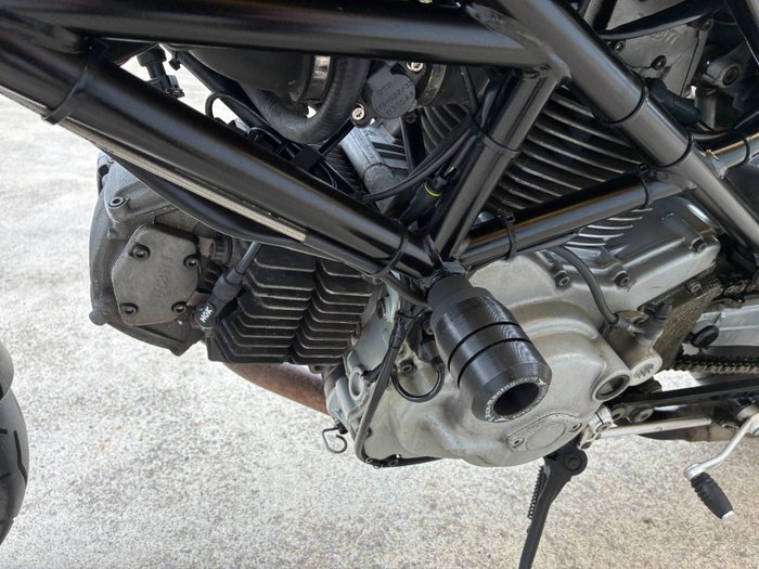 2005 DUCATI MONSTER DARK 620 i.e. Black