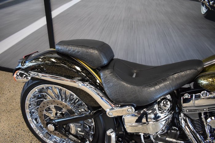 2013 HARLEY-DAVIDSON CVO BREAKOUT