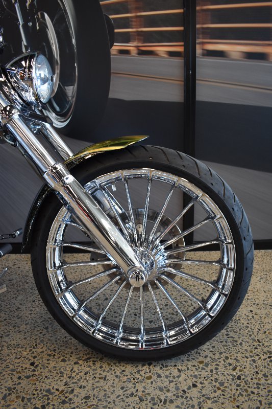 2013 HARLEY-DAVIDSON CVO BREAKOUT