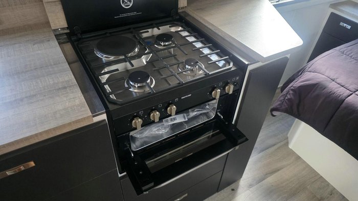 2026 Design RV Forerunner 216R 21'6