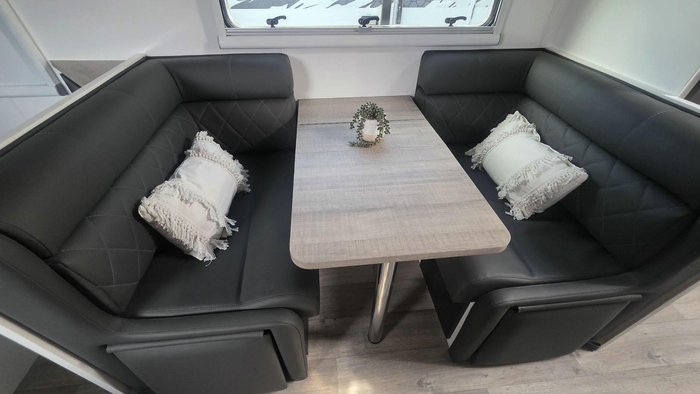 2026 Design RV Forerunner 216R 21'6