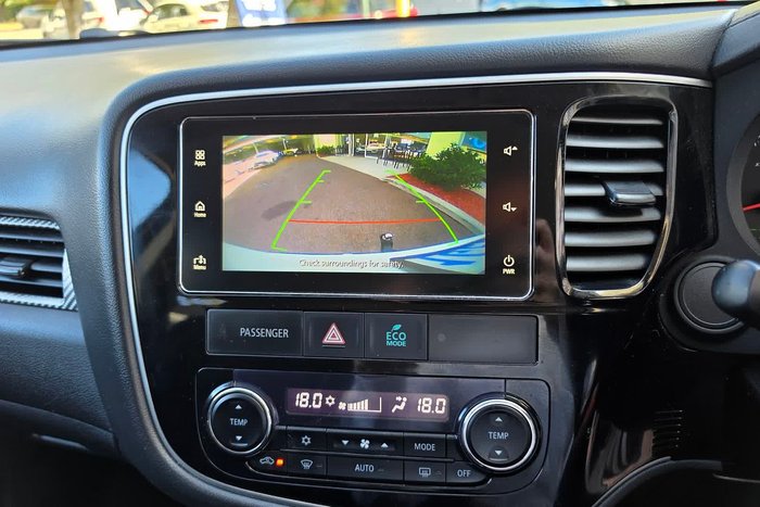 2016 Mitsubishi Outlander LS