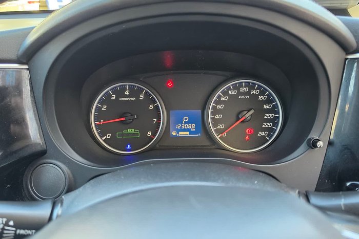 2016 Mitsubishi Outlander LS